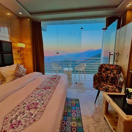 Hotel Hill View, Mussoorie - Near Jw Marriott Mussoorie, M 77377-32479 Luaran gambar