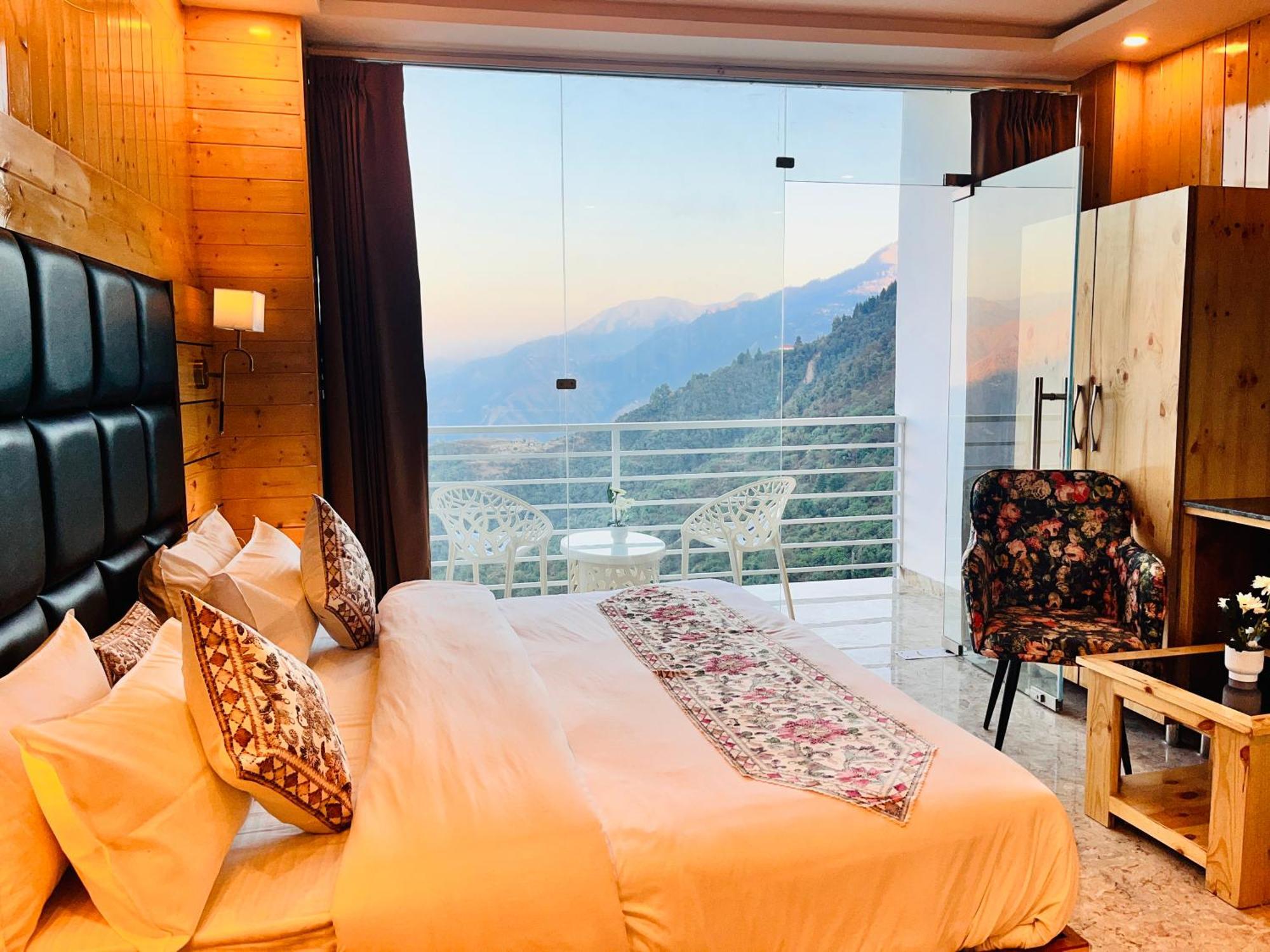 Hotel Hill View, Mussoorie - Near Jw Marriott Mussoorie, M 77377-32479 Luaran gambar