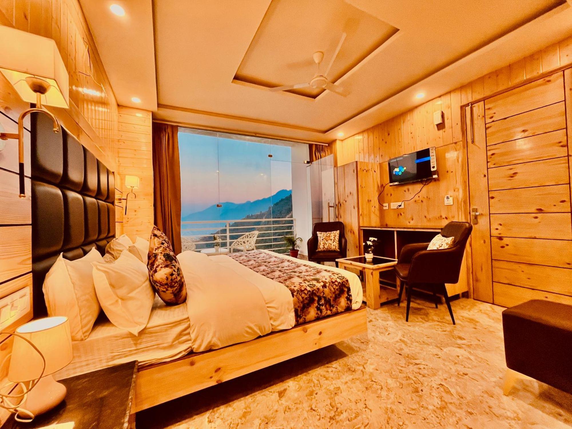 Hotel Hill View, Mussoorie - Near Jw Marriott Mussoorie, M 77377-32479 Luaran gambar