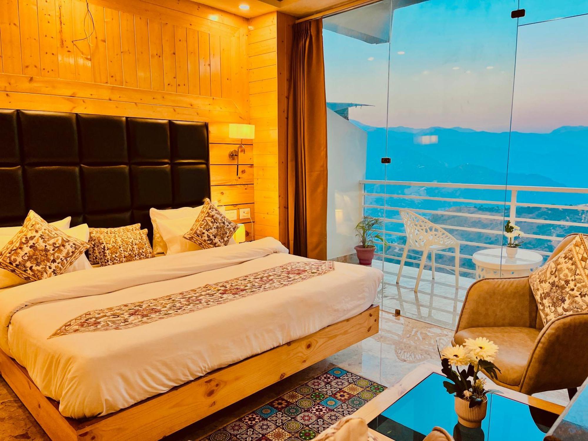Hotel Hill View, Mussoorie - Near Jw Marriott Mussoorie, M 77377-32479 Luaran gambar