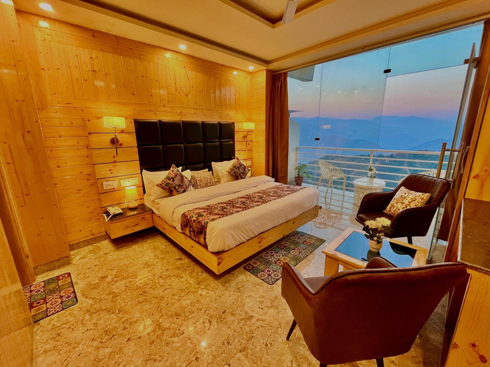 Hotel Hill View, Mussoorie - Near Jw Marriott Mussoorie, M 77377-32479 Luaran gambar